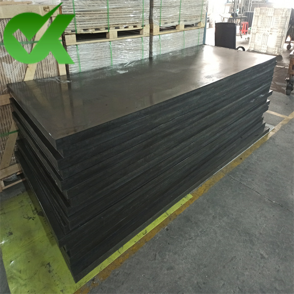 Black 10% borated polyethylene neutron shielding sheet 4×8