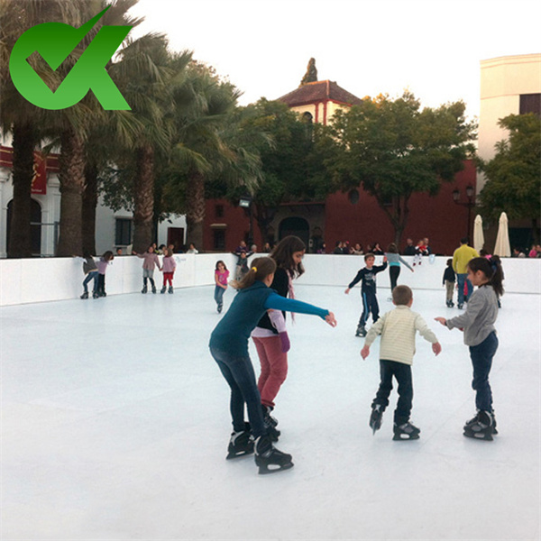 UHMWPE artificial synthetic ice tiles 4×4 can be used in home backyard